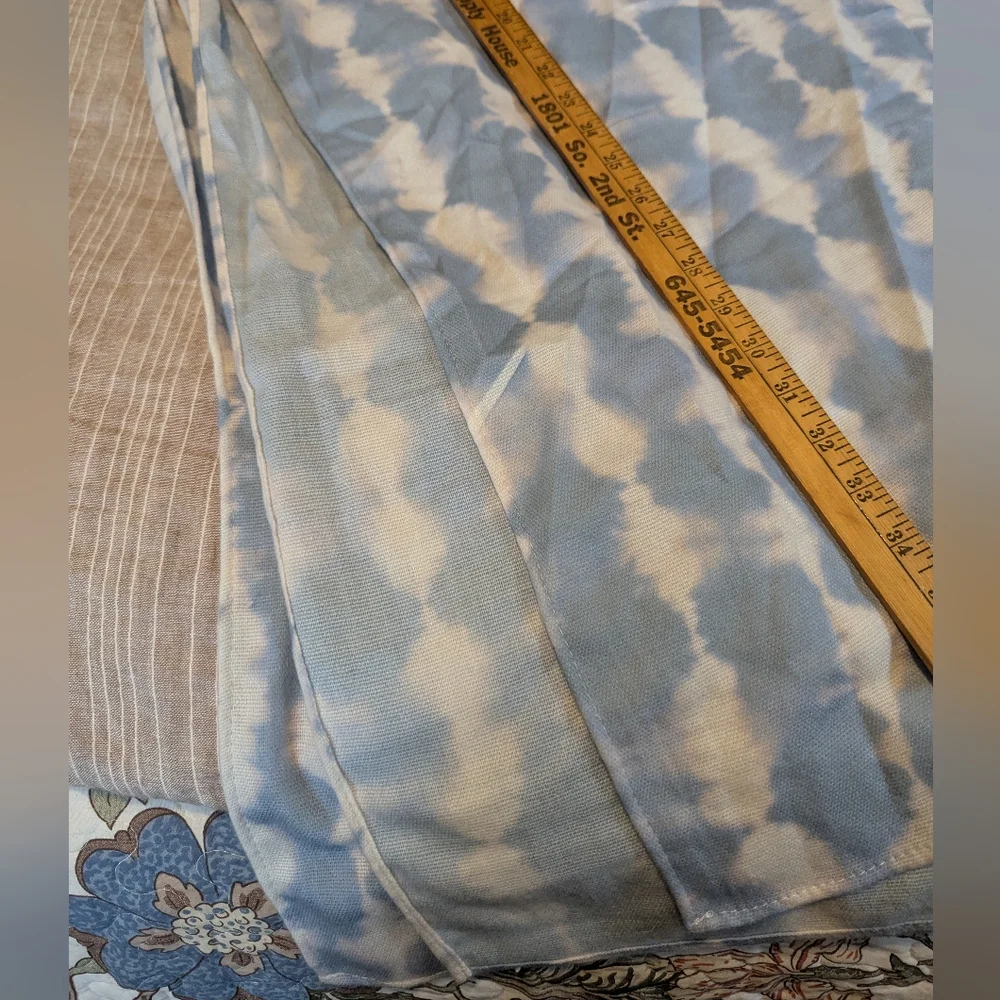 One size shrug wrap by Sonoma blue and white - Picture 8 of 9